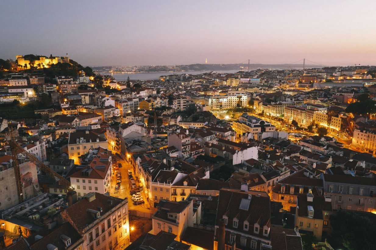 Things to Do in Lisbon at Night: Fado, Food and Views